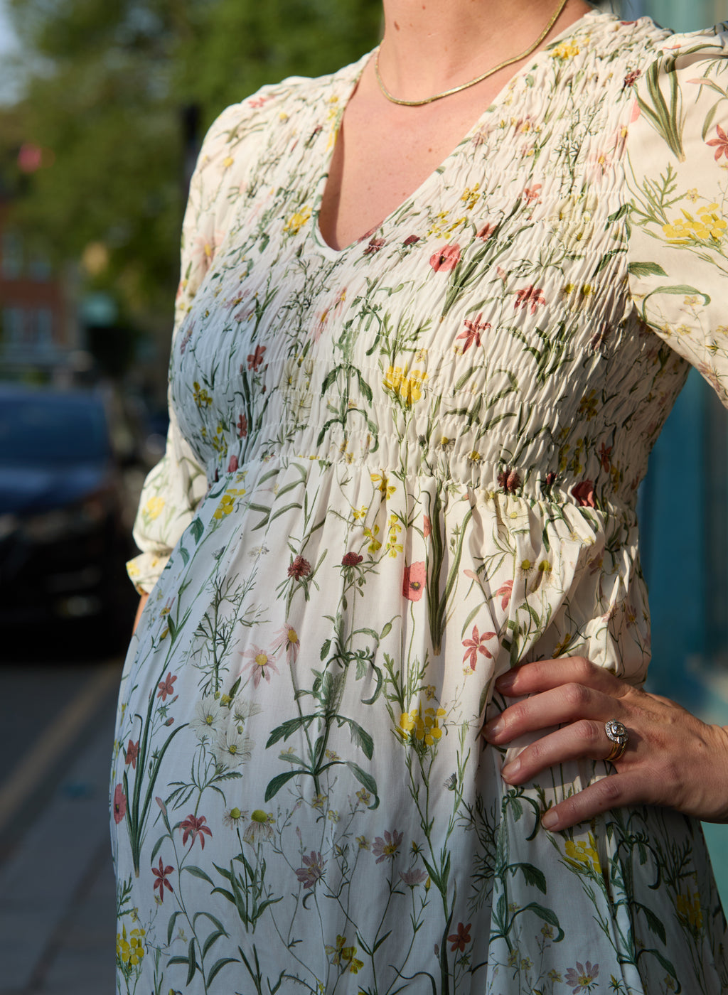 Meredith Maternity Dress-White Botanical Floral Meredith Maternity Dress-White Botanical Floral